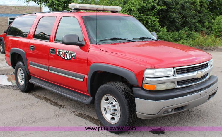 image for item K6934 2005 Chevrolet Suburban 2500 SUV