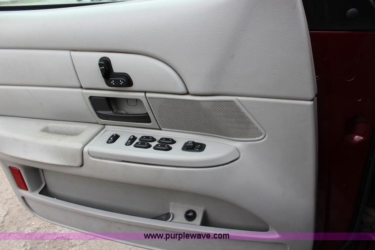 image for item K6935 2005 Ford Crown Victoria Police Interceptor