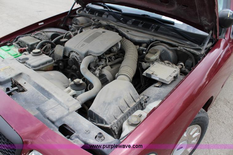 image for item K6935 2005 Ford Crown Victoria Police Interceptor