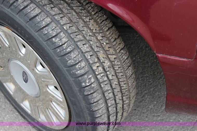 image for item K6935 2005 Ford Crown Victoria Police Interceptor