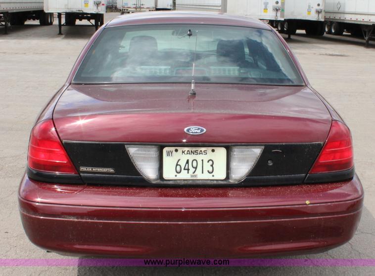 image for item K6936 2006 Ford Crown Victoria Police Interceptor