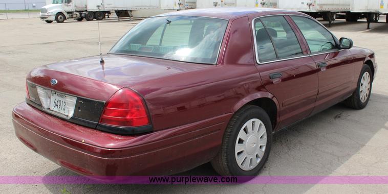 image for item K6936 2006 Ford Crown Victoria Police Interceptor