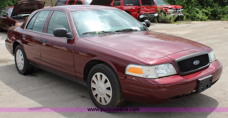 image for item K6936 2006 Ford Crown Victoria Police Interceptor