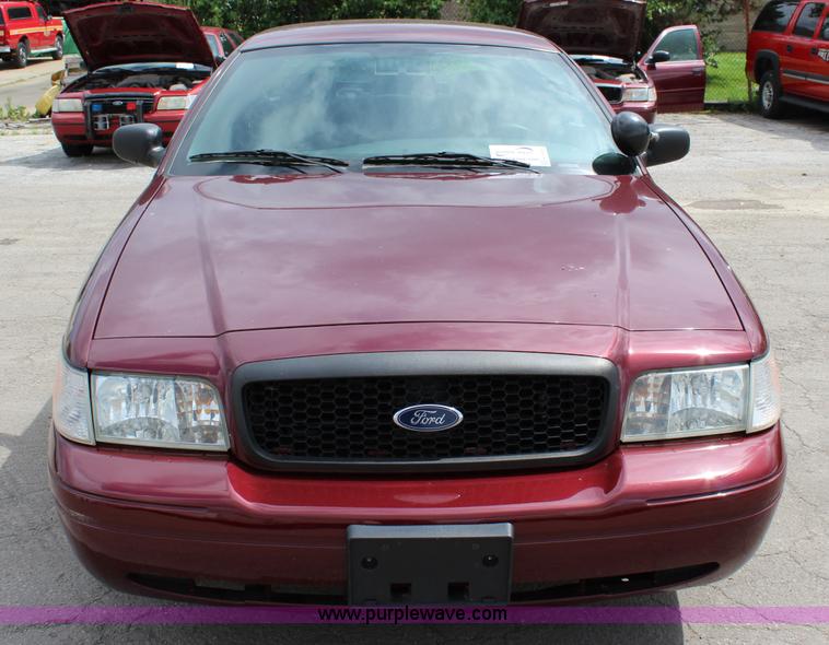 image for item K6936 2006 Ford Crown Victoria Police Interceptor