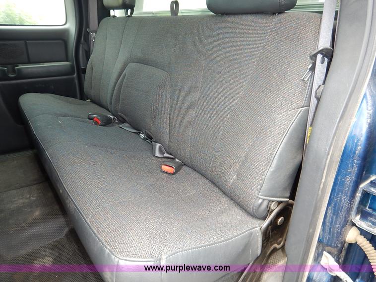 image for item K7468 2002 Chevrolet Silverado 1500 Ext. Cab pickup truck