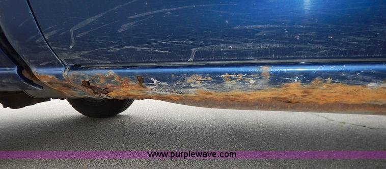 image for item K7468 2002 Chevrolet Silverado 1500 Ext. Cab pickup truck