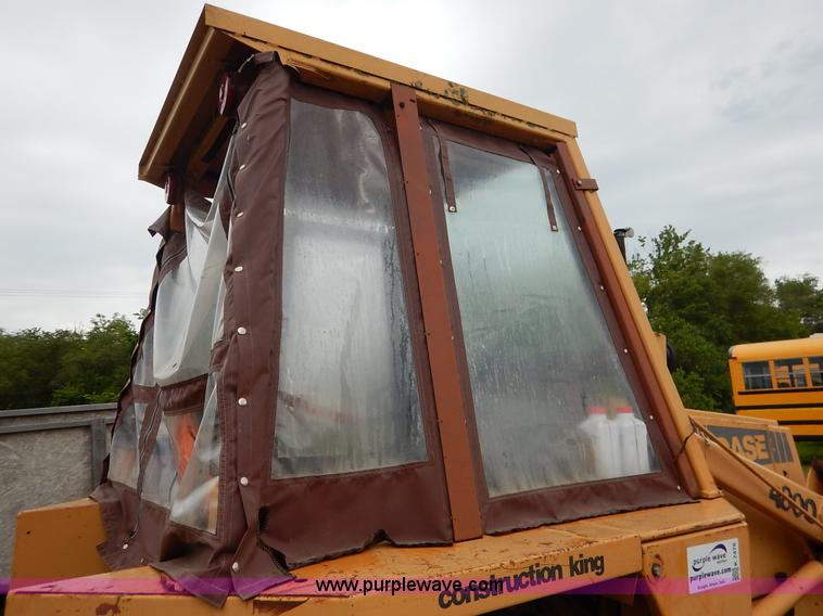 image for item K7476 1981 Case 480D Construction King landscape tractor