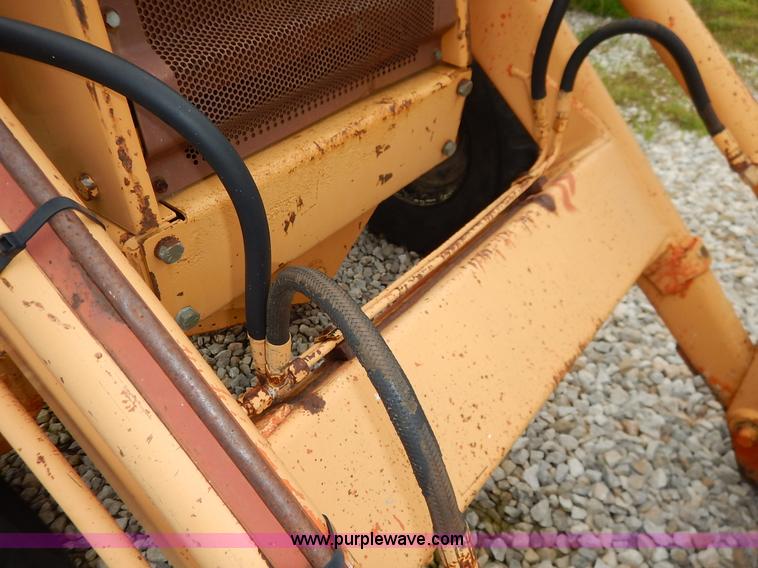 image for item K7476 1981 Case 480D Construction King landscape tractor