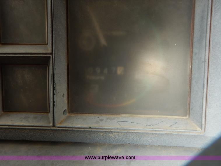 image for item K7476 1981 Case 480D Construction King landscape tractor