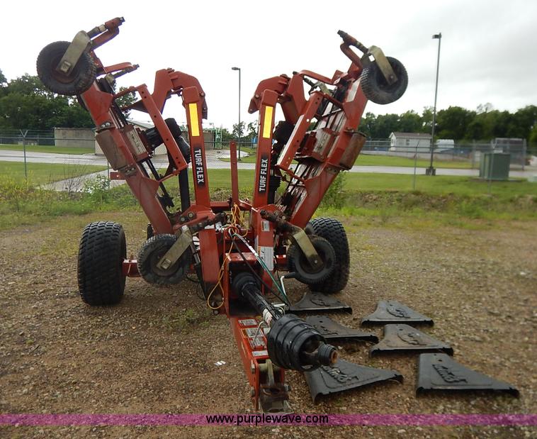 image for item K7492 2009 Rhino TX135A Turf Flex batwing mower