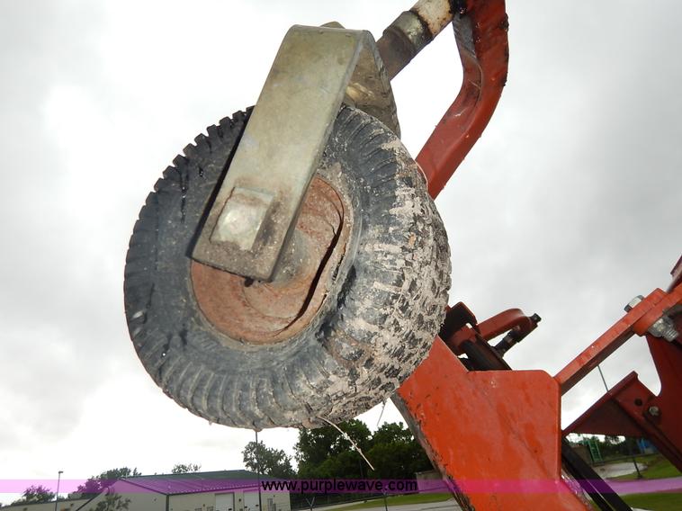 image for item K7492 2009 Rhino TX135A Turf Flex batwing mower