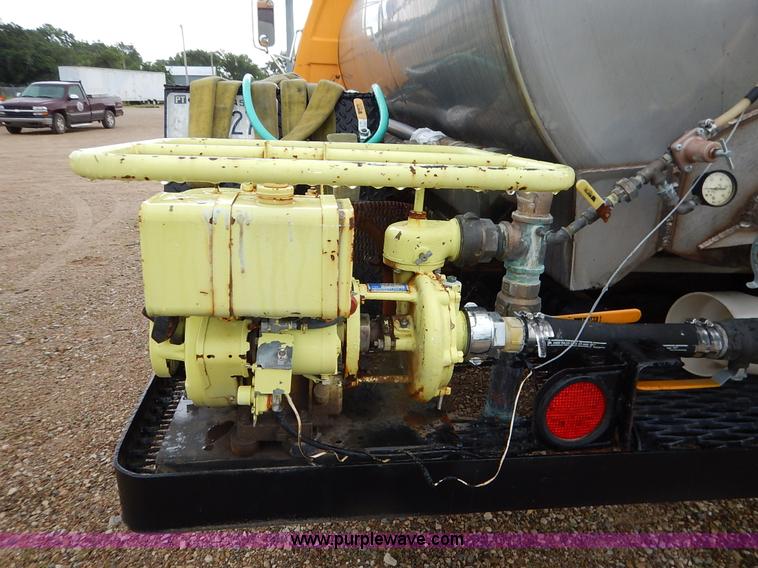 image for item K7494 1978 Chevrolet C60 Custom Deluxe tank truck