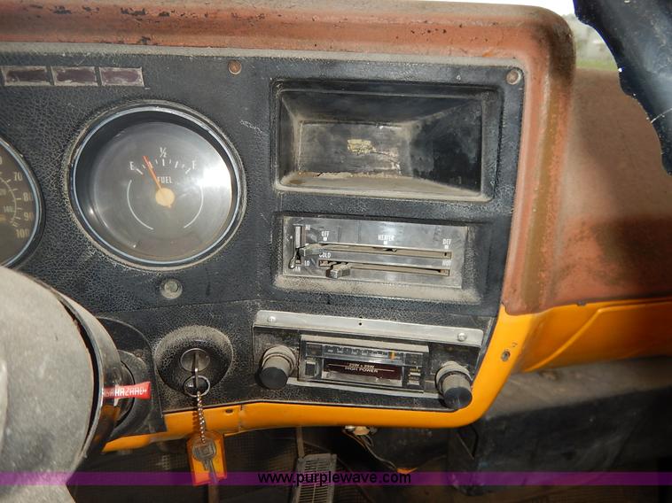 image for item K7494 1978 Chevrolet C60 Custom Deluxe tank truck