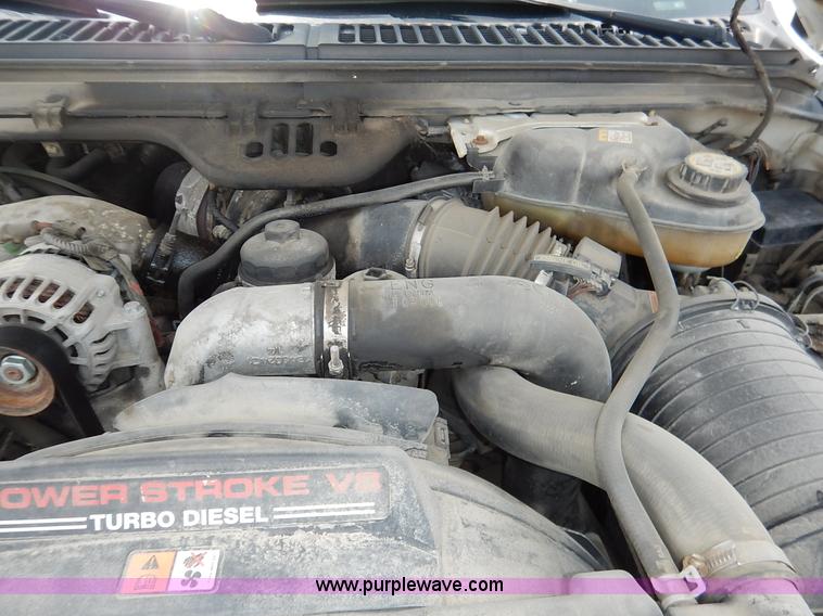 image for item K7498 2005 Ford F350 Super Duty XL Crew Cab pickup truck