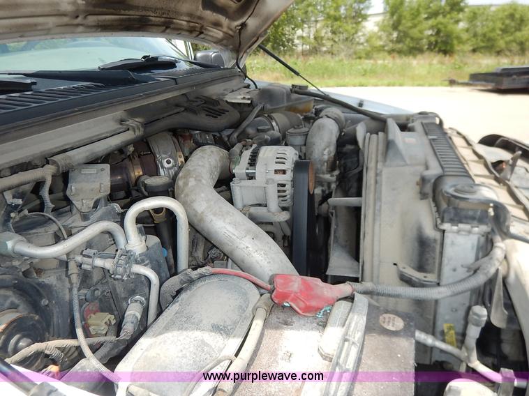 image for item K7498 2005 Ford F350 Super Duty XL Crew Cab pickup truck