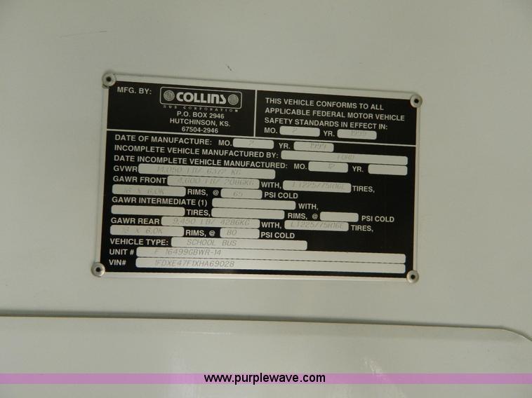 image for item K8083 1999 Ford Econoline E450 bus