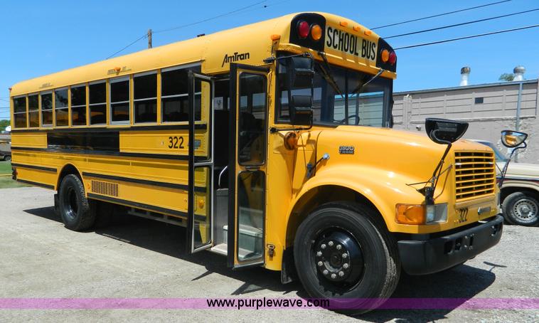 image for item K8084 1997 International 3800 bus