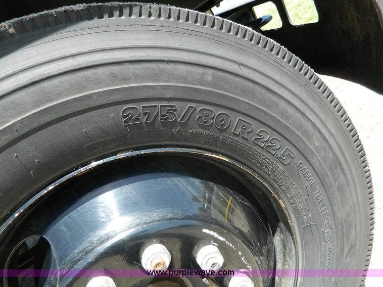 image for item K8084 1997 International 3800 bus