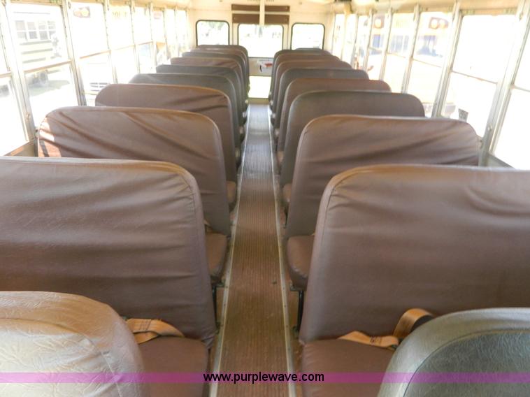 image for item K8084 1997 International 3800 bus