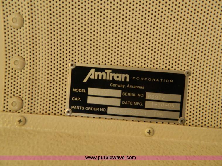 image for item K8085 1995 International 3800 bus