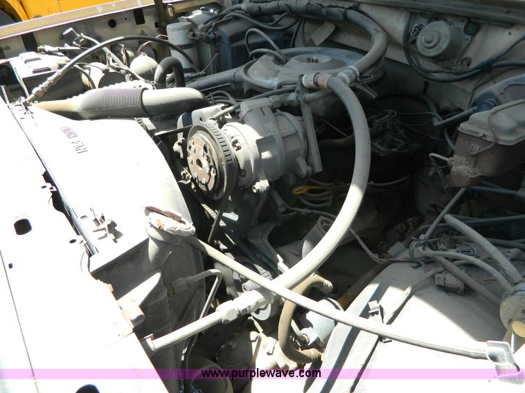 image for item K8086 1985 Ford F150 pickup truck