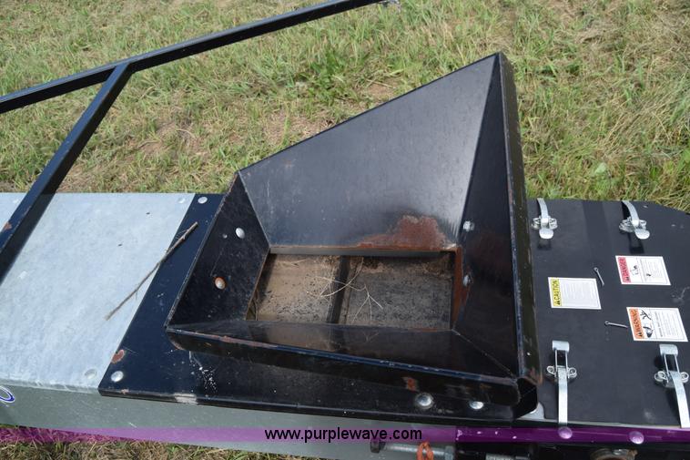 image for item BM9843 USC grain conveyor