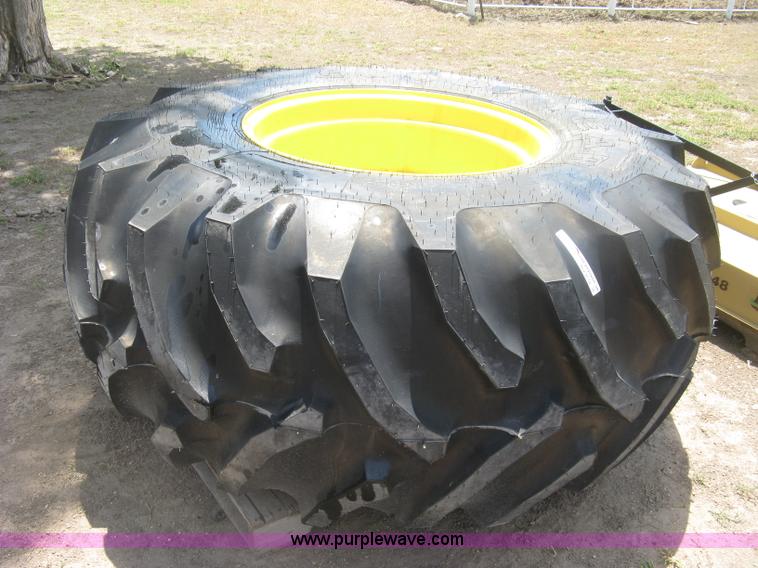 Ag tire and wheel in Kinsley, KS Item BQ9578 sold Purple Wave
