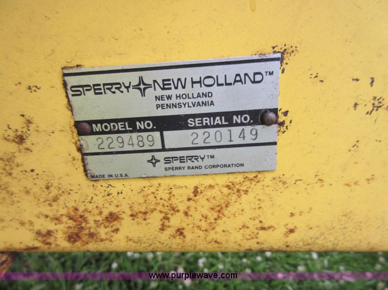 image for item D2486 New Holland 975 combine