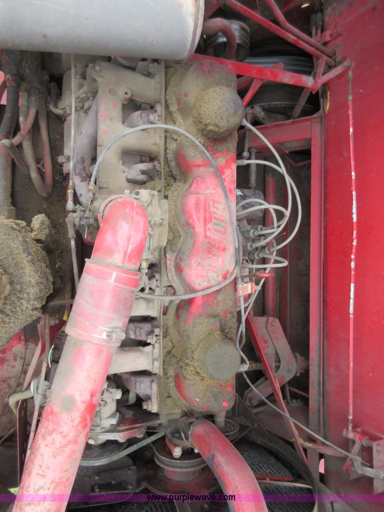 image for item D2486 New Holland 975 combine