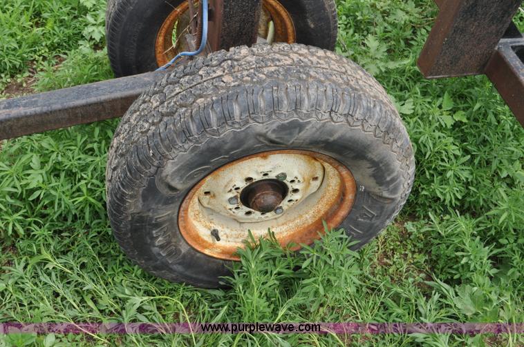 image for item F2471 1999 Harvest Hand header trailer