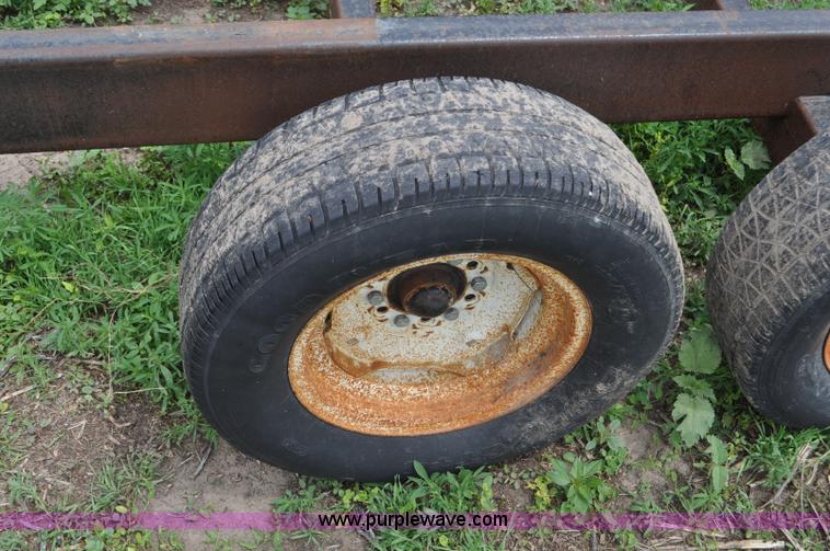 image for item F2471 1999 Harvest Hand header trailer