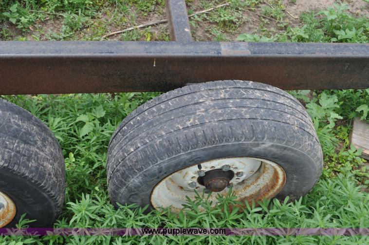 image for item F2471 1999 Harvest Hand header trailer