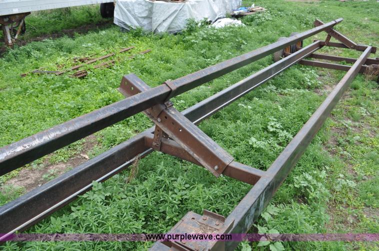 image for item F2471 1999 Harvest Hand header trailer