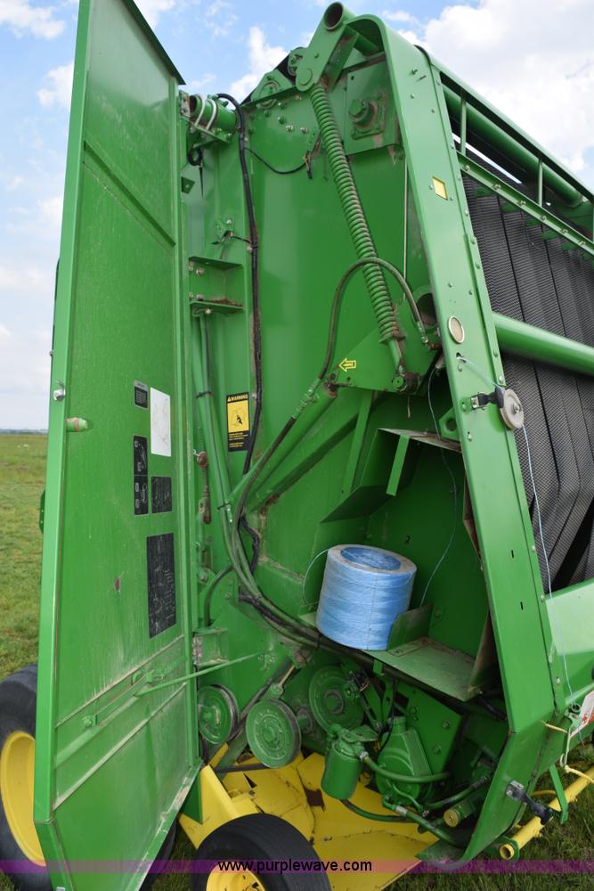 image for item H5047 1991 John Deere 535 round baler