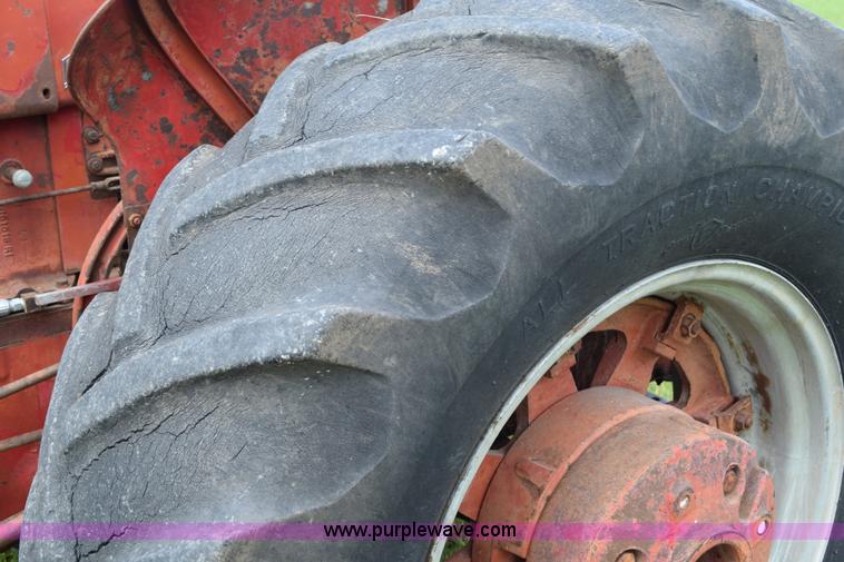 image for item H5048 International 400 tractor