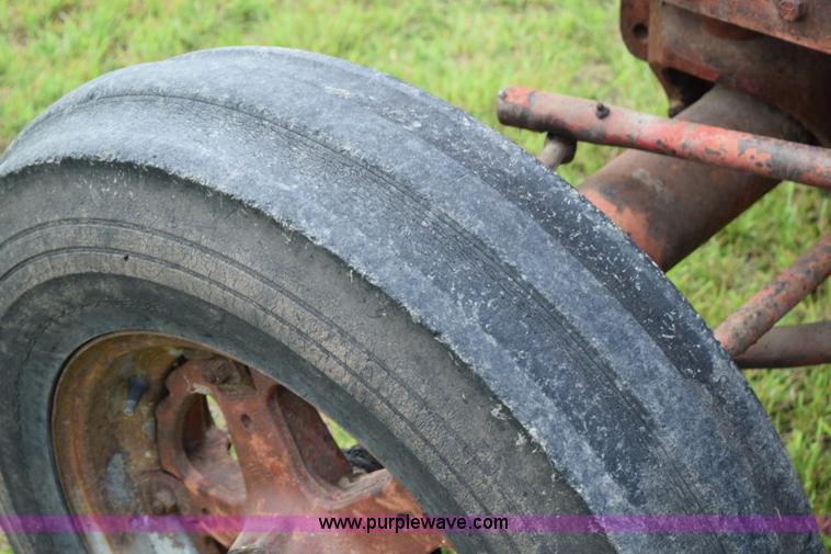 image for item H5048 International 400 tractor