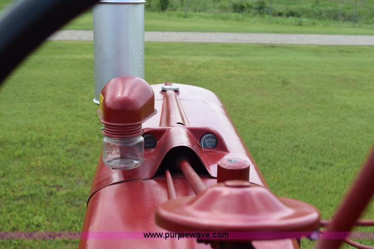 image for item H5049 Farmall Super H tractor