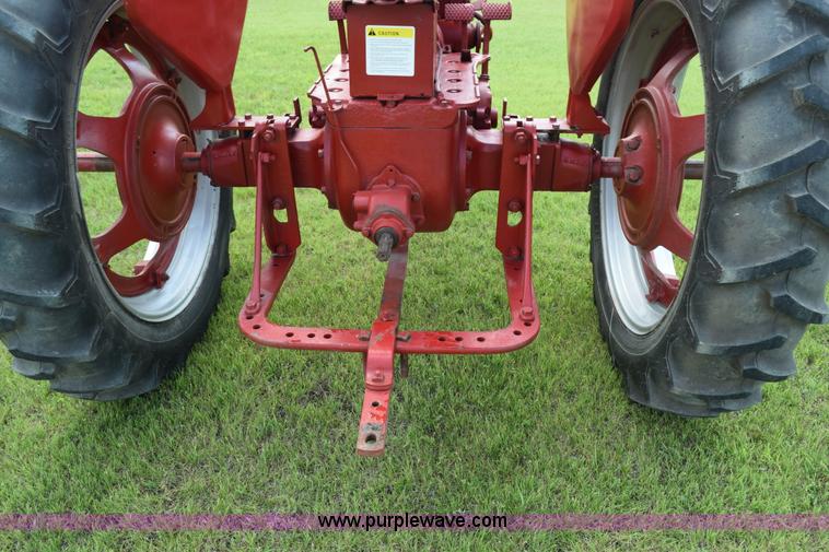 image for item H5049 Farmall Super H tractor