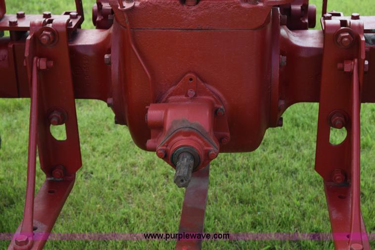 image for item H5049 Farmall Super H tractor