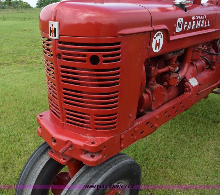 image for item H5049 Farmall Super H tractor