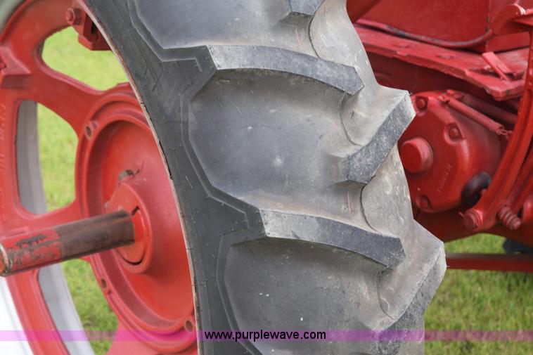 image for item H5049 Farmall Super H tractor