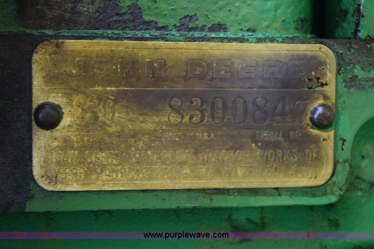 image for item H5053 1959 John Deere 830 tractor