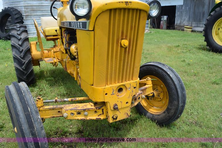 image for item H5054 1965 John Deere 1010 tractor