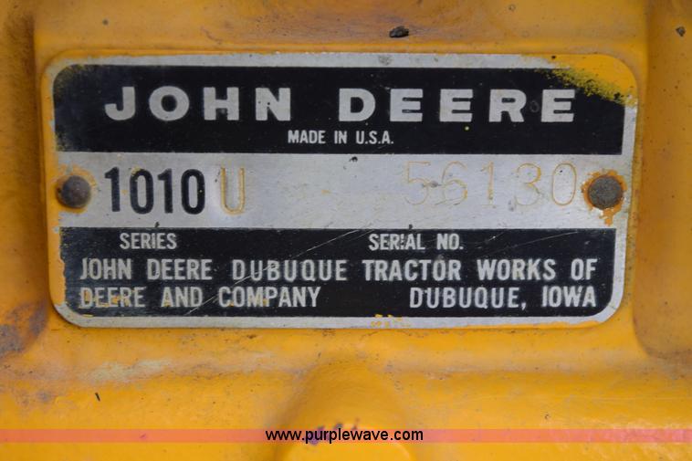 image for item H5054 1965 John Deere 1010 tractor