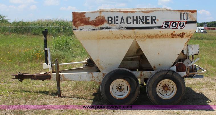 image for item I1647 Wilmar 500 fertilizer spreader