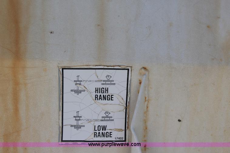 image for item I1647 Wilmar 500 fertilizer spreader