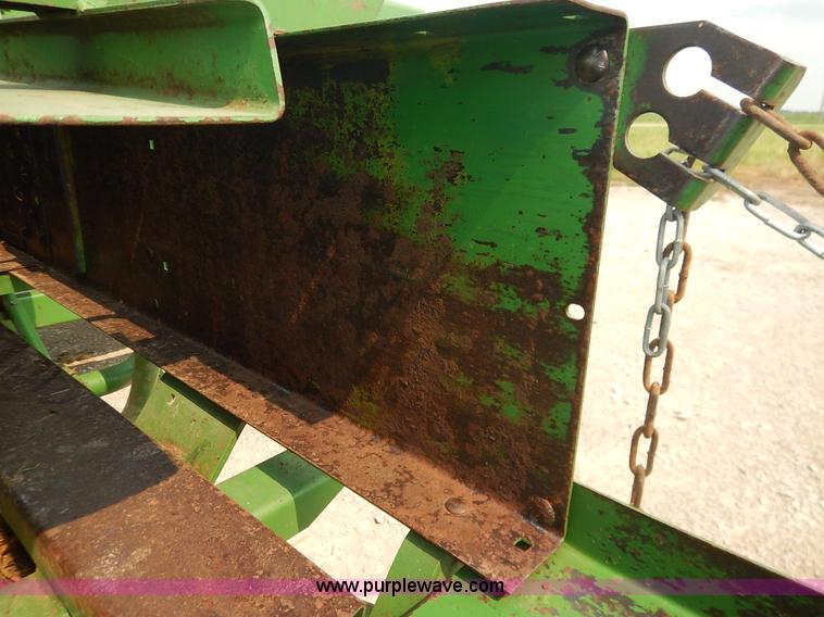 image for item J3796 1975 John Deere 336 small square baler