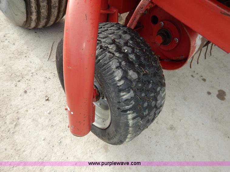 image for item J3844 2000 Case IH RS551 round baler