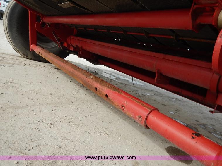 image for item J3844 2000 Case IH RS551 round baler