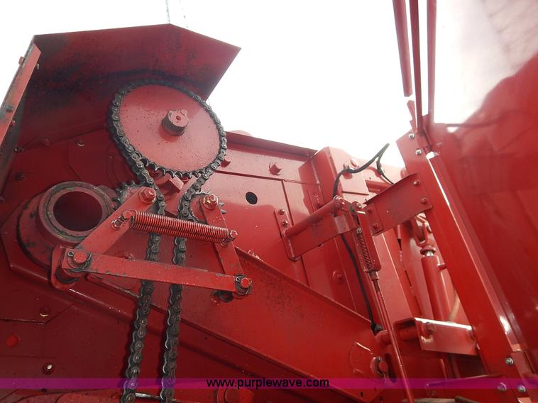 image for item J3844 2000 Case IH RS551 round baler